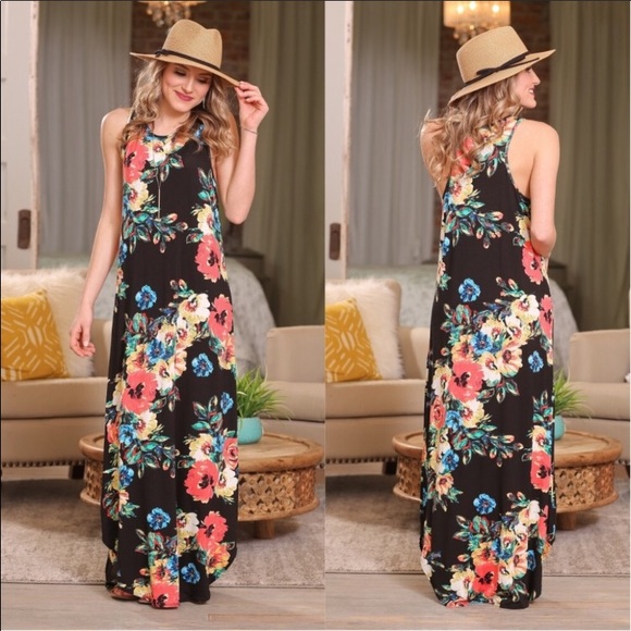 Infinity Raine Dresses & Skirts - ✨LAST✨Black Floral Sleeveless Maxi Dress